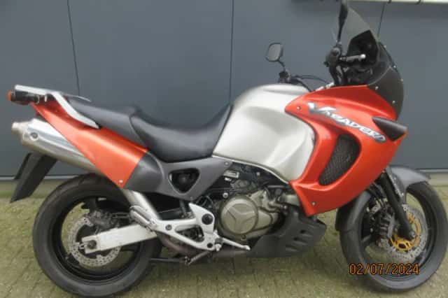Honda XL 1000 V Varadero (1999) thumbnail 1