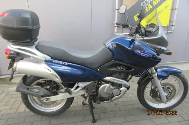 Suzuki XF 650 Freewind (1999) thumbnail 1