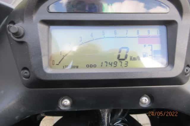 Suzuki XF 650 Freewind (1999) thumbnail 2