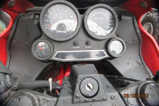 Kawasaki GPZ 1000RX (1986) thumbnail 2