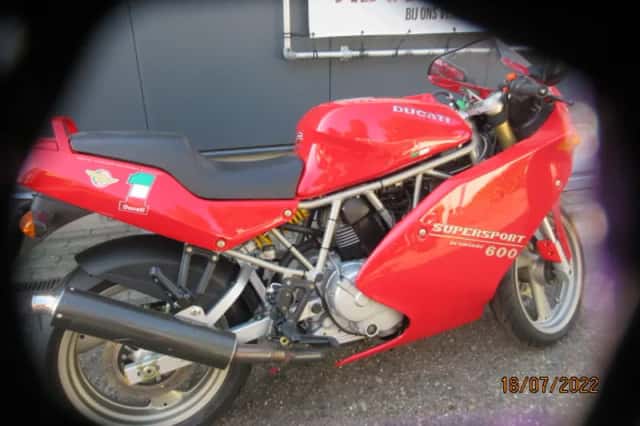 Ducati Super Sport 600 (1991) thumbnail 1