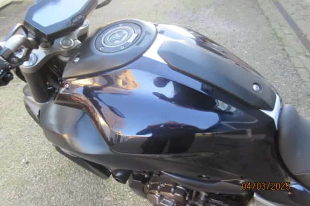 Yamaha MT-07 (2015) thumbnail 3