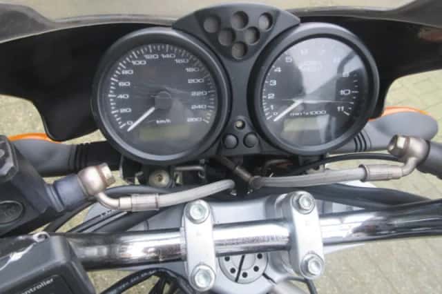 Ducati M 620 i.e (2003) thumbnail 3