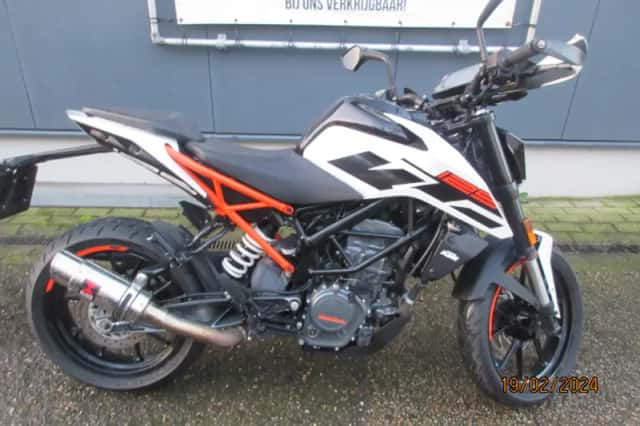 KTM Duke 125 (2019) thumbnail 1