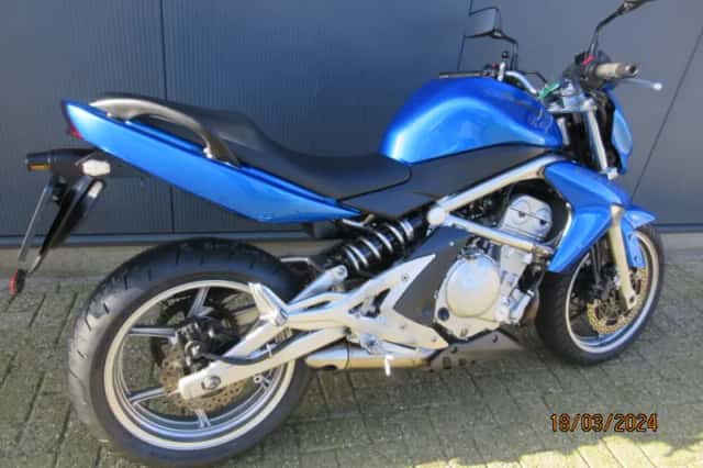 Kawasaki ER-6 (2008) thumbnail 1
