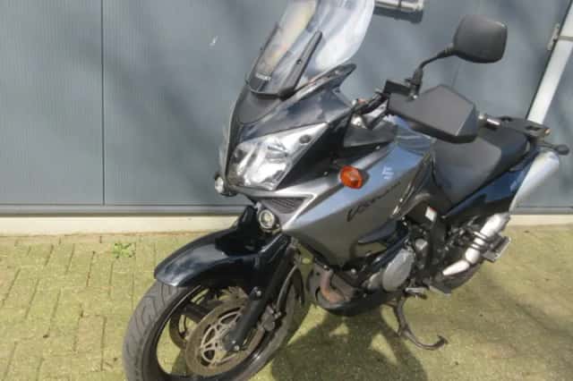 Suzuki DL 1000 V-Strom (2006) thumbnail 1