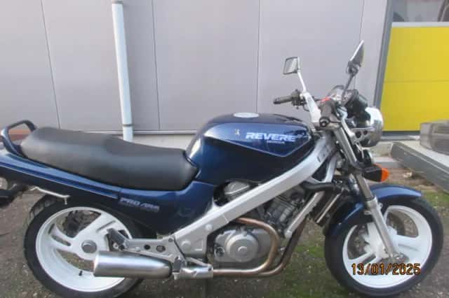 Honda NTV 650 Revere (1991) thumbnail 1