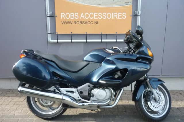 Honda NT 650 Deauville (2004) thumbnail 1