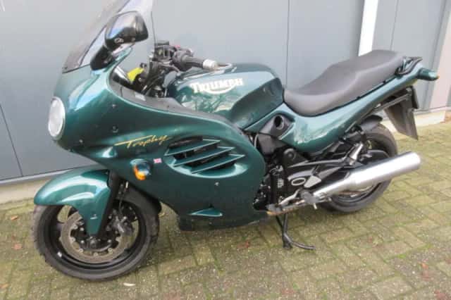 Triumph Trophy 900 (1998) thumbnail 2