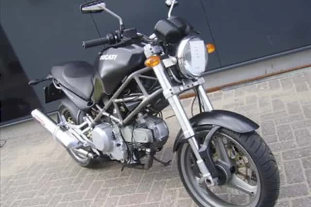 Ducati M 600 (2001) thumbnail 3