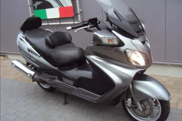 Suzuki Burgman 650 (2008) thumbnail 1
