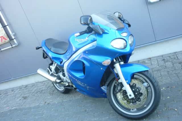 Triumph Sprint ST (2005) thumbnail 3
