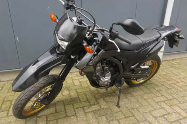 Honda CRF250L (2015) thumbnail 2
