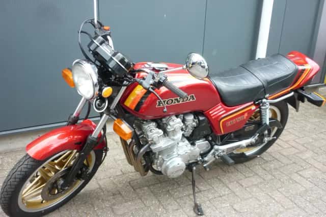 Honda CB750F (1983) thumbnail 1