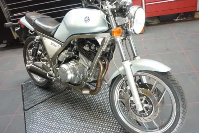 Yamaha SRX 600 (1990) thumbnail 2