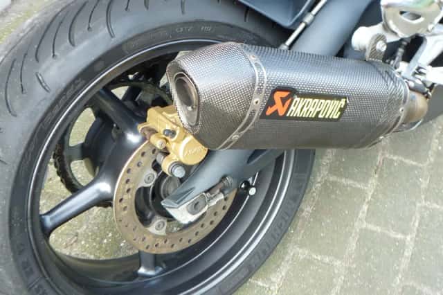 Triumph Street Triple (2009) thumbnail 3