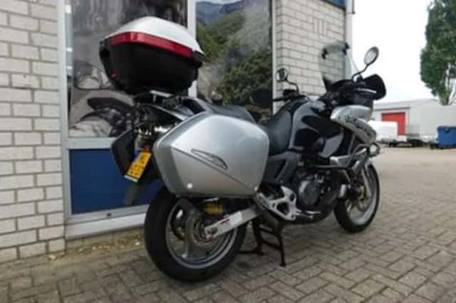Honda XL 1000 V Varadero (2004) thumbnail 4
