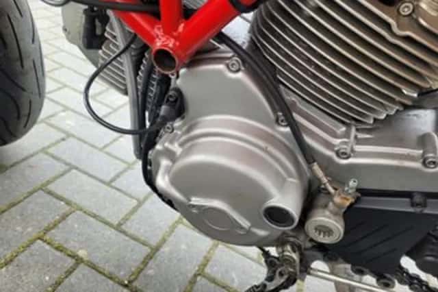 Ducati 750 SS (2001) thumbnail 5