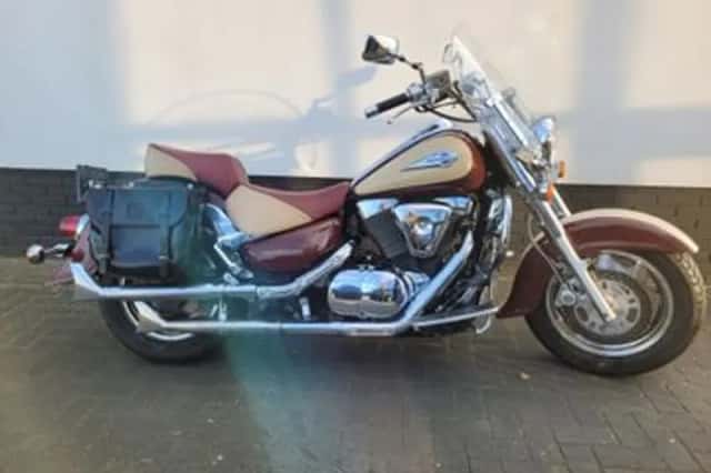 Suzuki Intruder (1997) thumbnail 2