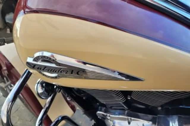 Suzuki Intruder (1997) thumbnail 5