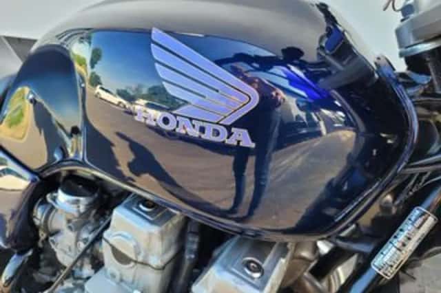 Honda CB 750 Seven Fifty (1994) thumbnail 4