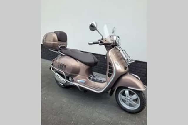 Piaggio GTS 300 IE touring -2017-Prachtige staat (2017) thumbnail 2