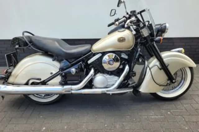 Kawasaki VN 800 Classic (1999) thumbnail 1