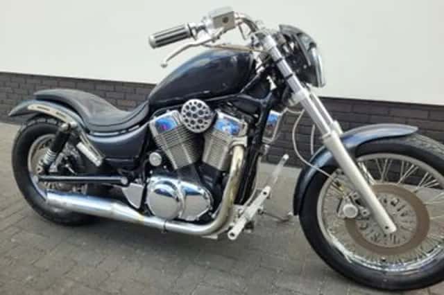 Suzuki VS 1400 Intruder (1990) thumbnail 4