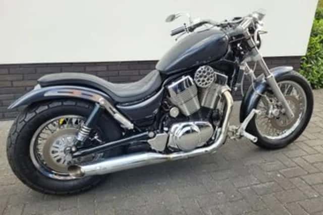 Suzuki VS 1400 Intruder (1990) thumbnail 5
