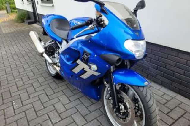 Triumph TT600 (2001) thumbnail 4