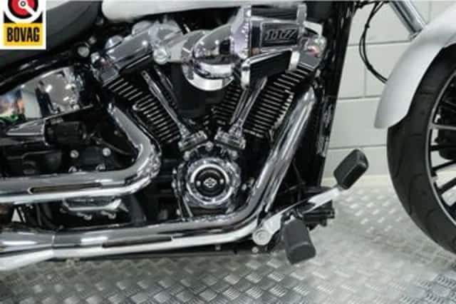 Harley-Davidson Breakout (2024) thumbnail 4