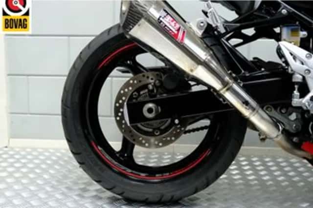 Suzuki GSR750 (2015) thumbnail 6