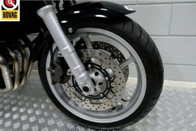 Yamaha FZ6 (2003) thumbnail 2
