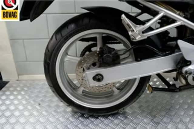 Yamaha FZ6 (2003) thumbnail 6