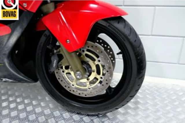 Honda CBR 600 FS (2003) thumbnail 2