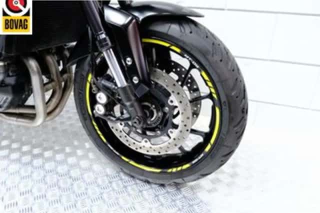 Yamaha MT-09 (2018) thumbnail 2