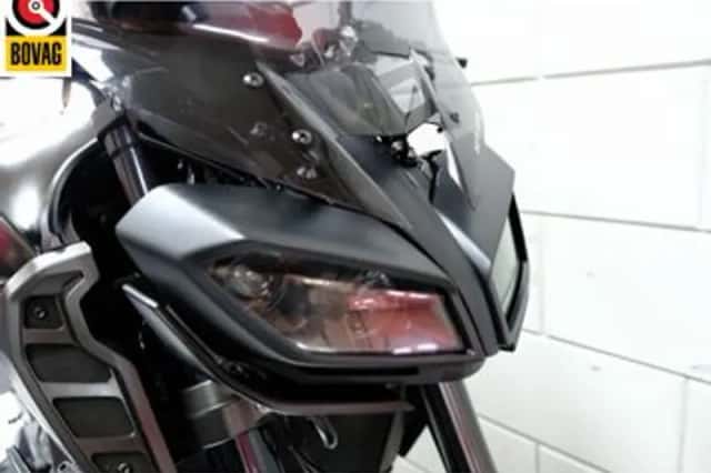 Yamaha MT-09 (2018) thumbnail 3