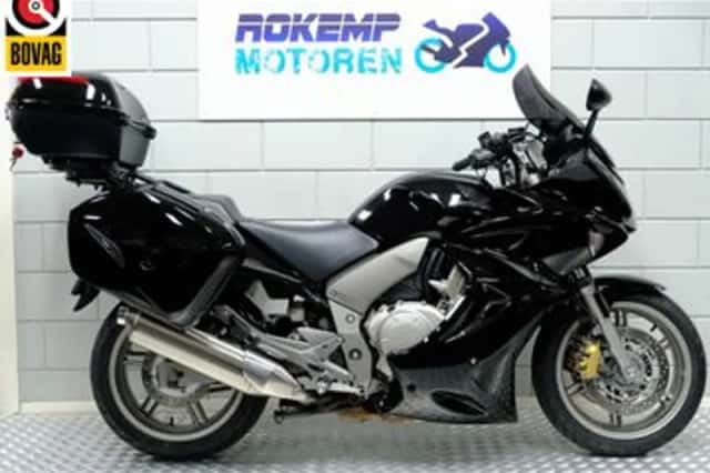 Honda CBF1000 (2010) thumbnail 1