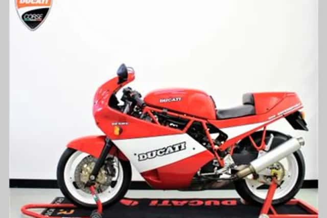DUCATI 900 SS (1990) thumbnail 1