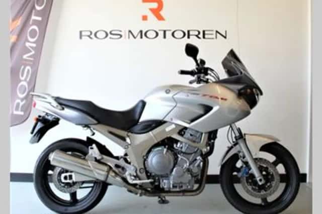 YAMAHA TDM 900 (2003) thumbnail 1