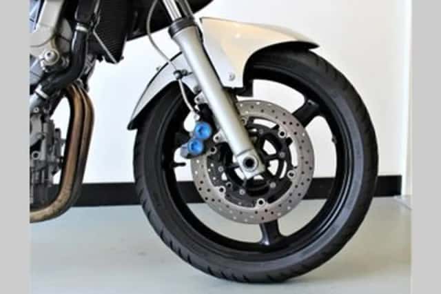 YAMAHA TDM 900 (2003) thumbnail 5