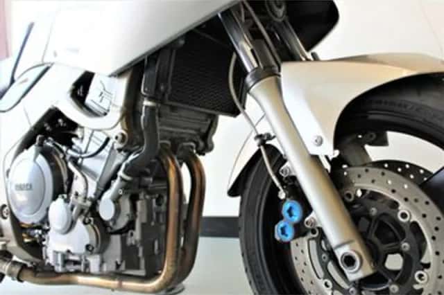 YAMAHA TDM 900 (2003) thumbnail 6