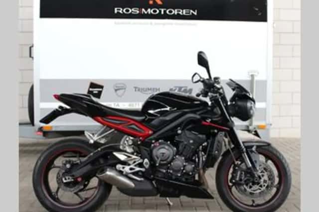 TRIUMPH STREET TRIPLE 765 R (2017) thumbnail 1