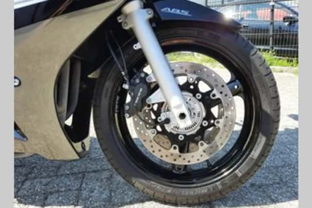 Suzuki Gsx 650 F (2009) thumbnail 4