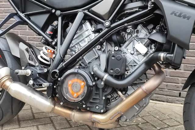 KTM 1290 Super Duke (2018) thumbnail 5