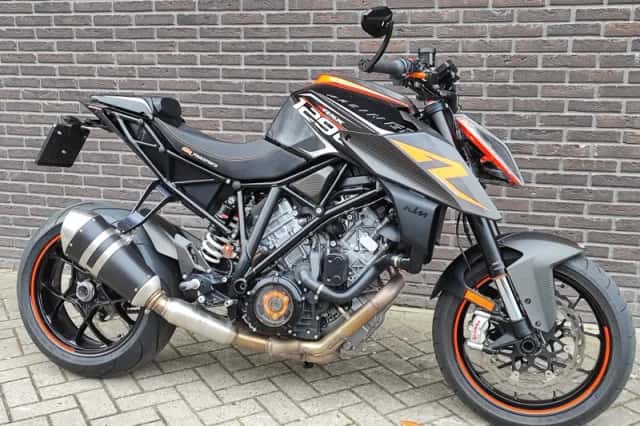 KTM 1290 Super Duke (2018) thumbnail 6
