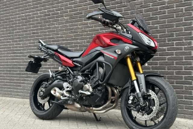 Yamaha Tracer 900 (2015) thumbnail 3
