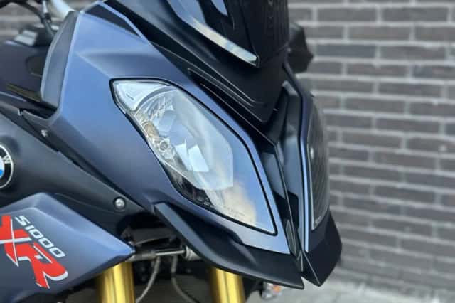 BMW S 1000 XR (2017) thumbnail 2