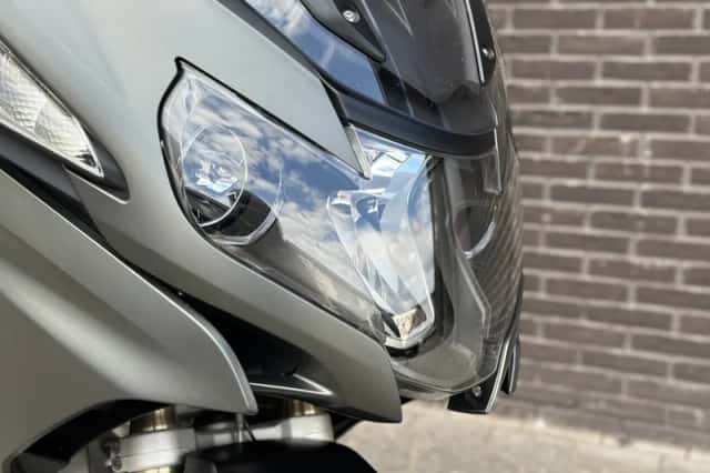 BMW R 1200 RT (2015) thumbnail 2