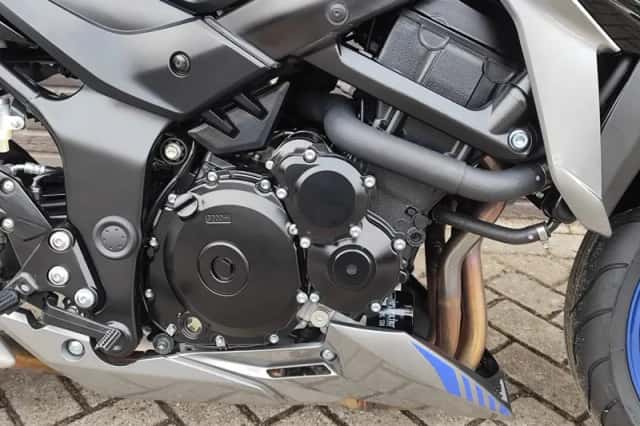 Suzuki GSX-S750 (2020) thumbnail 6